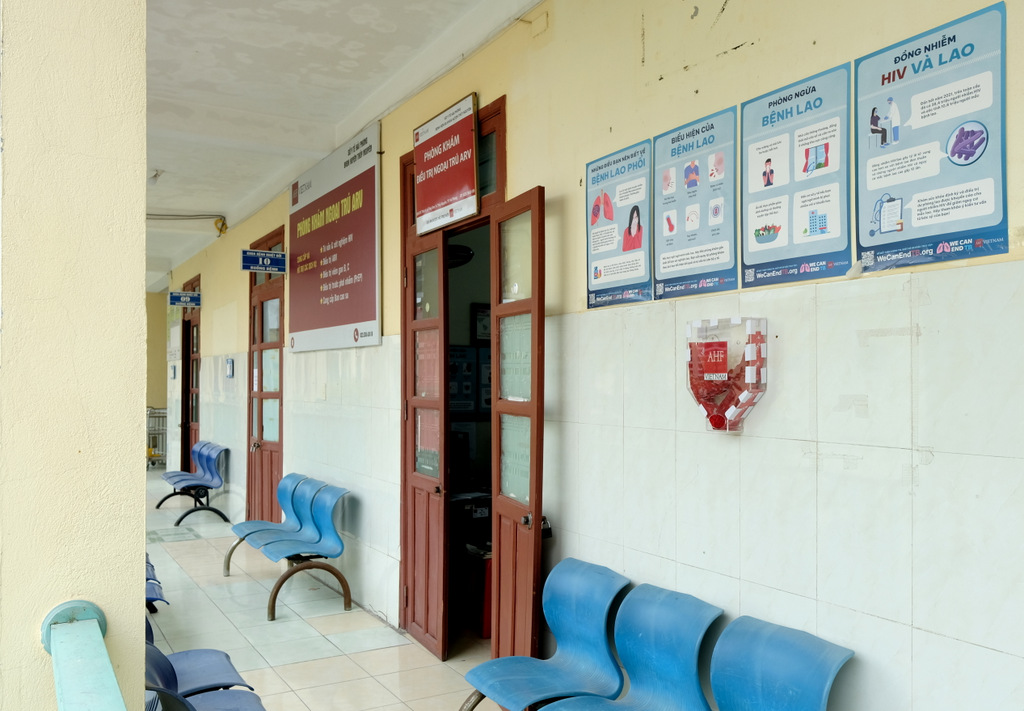 AHF_Vietnam's tweet photo. 💝AHF Vietnam provided regular technical assistance and gave organic eggs🥚🦆 to patients at the Thuy Nguyen District General Hospital in Hai Phong City as a part of the Food For Health program.
@AIDSHealthcare  
#AHF #AHFVietNam #foodforhealth #ARV #HIV #donation https://t.co/imWuqF4UBw