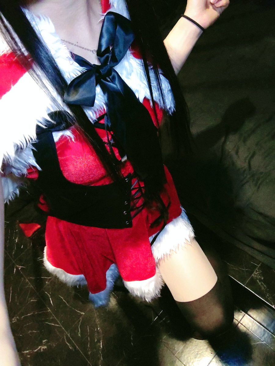 CD_MIKU_'s tweet photo. 大晦日までクリスマス気分って抜けないよね〜🔔 https://t.co/z80oPnvi9Z