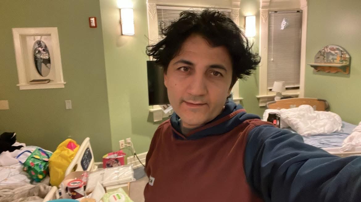 Attaullah wesa عطاالله ويسا (@atta_wesa) on Twitter photo انا الله و انا الیه راجعون
څښتن تعالا دي تاسو ته د زړه صبر نصیب کړې
روښانه دې دې خداي پاک ستاسو <a href="/MajeedQarar/">Majeed Qarar</a> شفیع و ګرځوي.
له نورو غمونو خدای پاک وساته! انا الله و انا الیه راجعون
څښتن تعالا دي تاسو ته د زړه صبر نصیب کړې
روښانه دې دې خداي پاک ستاسو <a href="/MajeedQarar/">Majeed Qarar</a> شفیع و ګرځوي.
له نورو غمونو خدای پاک وساته!