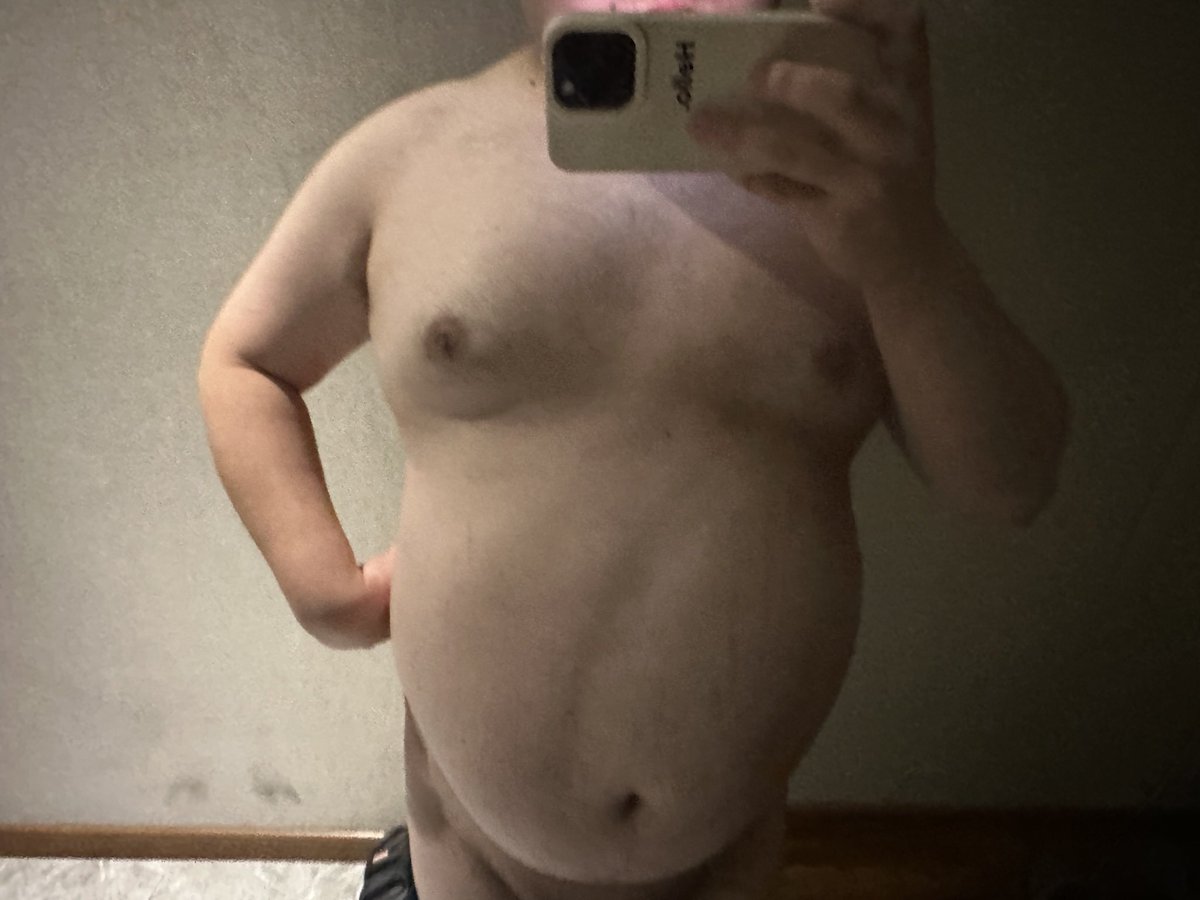 白皮毛🐷 tweet media