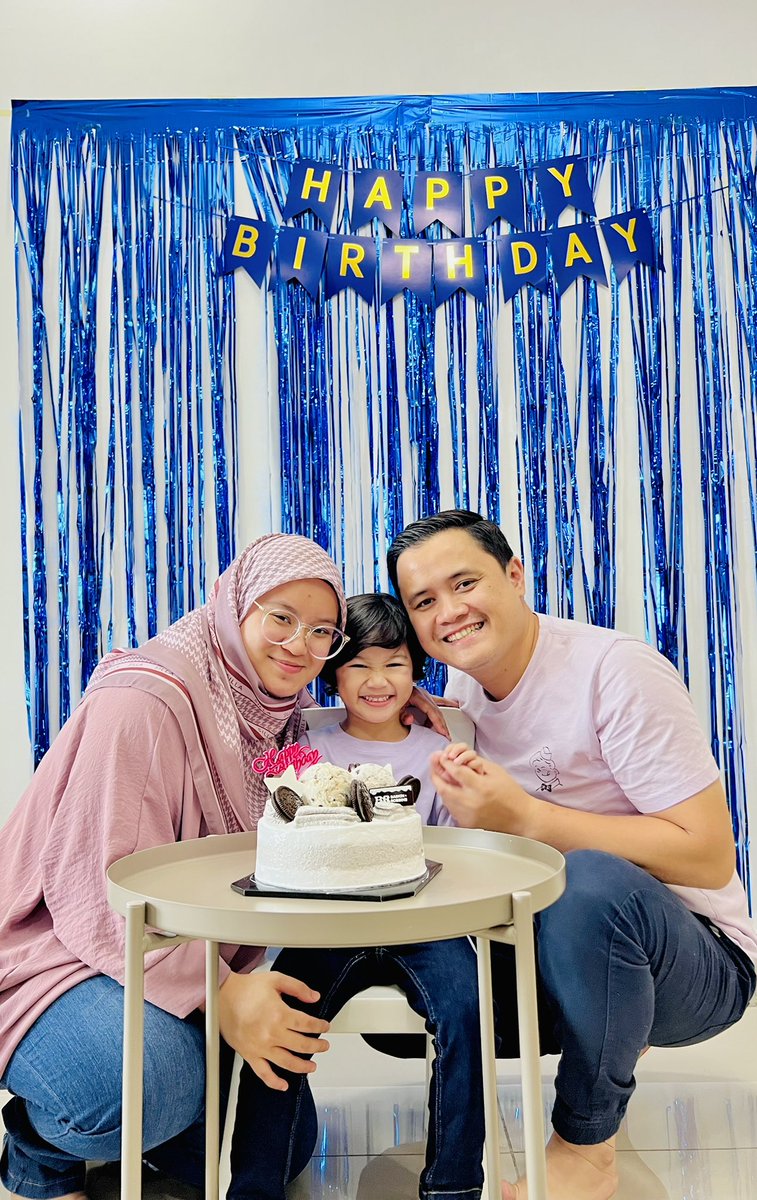 Marinaman16's tweet photo. Happy Birthday yang ke-3 tahun Shayanggg ibu ❤️
Doa ibu ayah sentiasa untukmu. Soon u gonna be abang🥹🫶🏻 https://t.co/vd44n8Y6pO