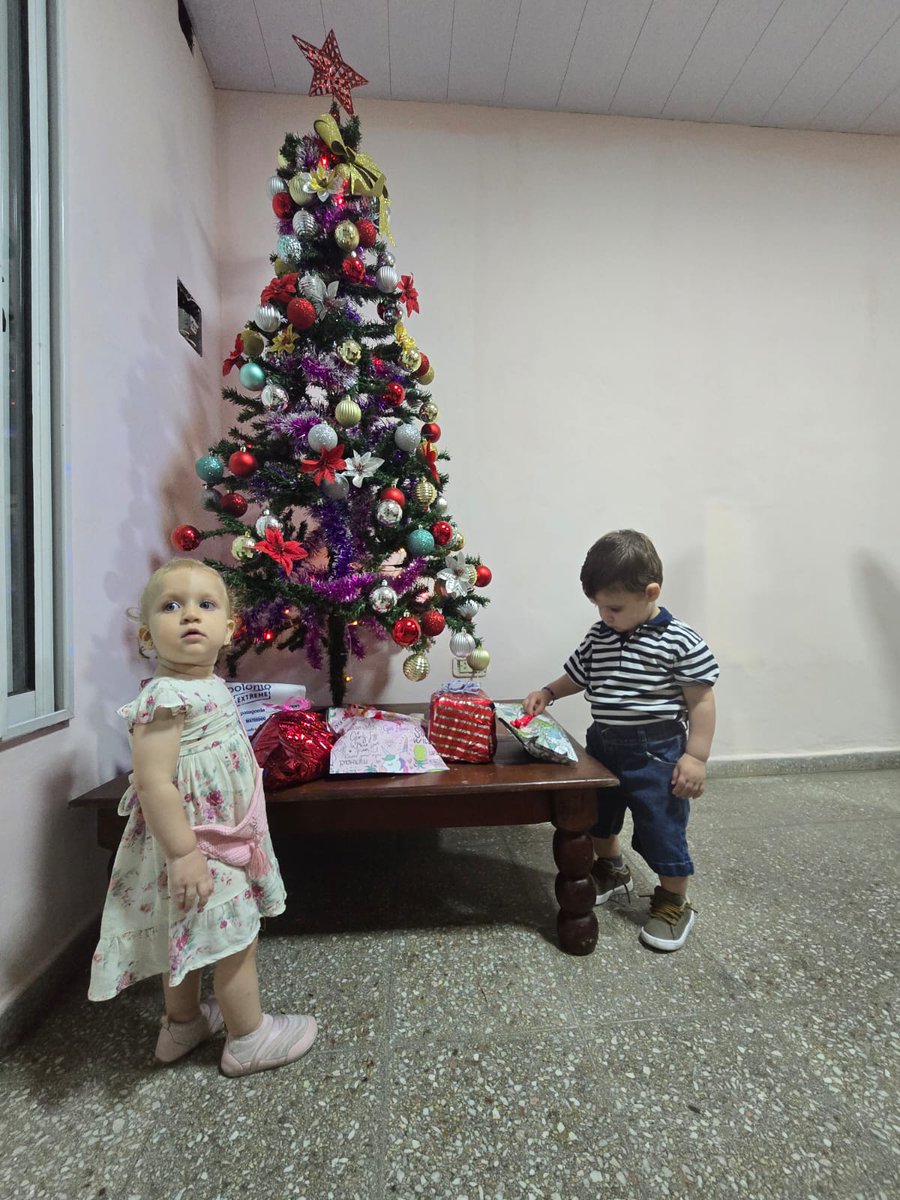 diegogaunai's tweet photo. Feliz navidad jojojo... https://t.co/1GE8KAEwzC
