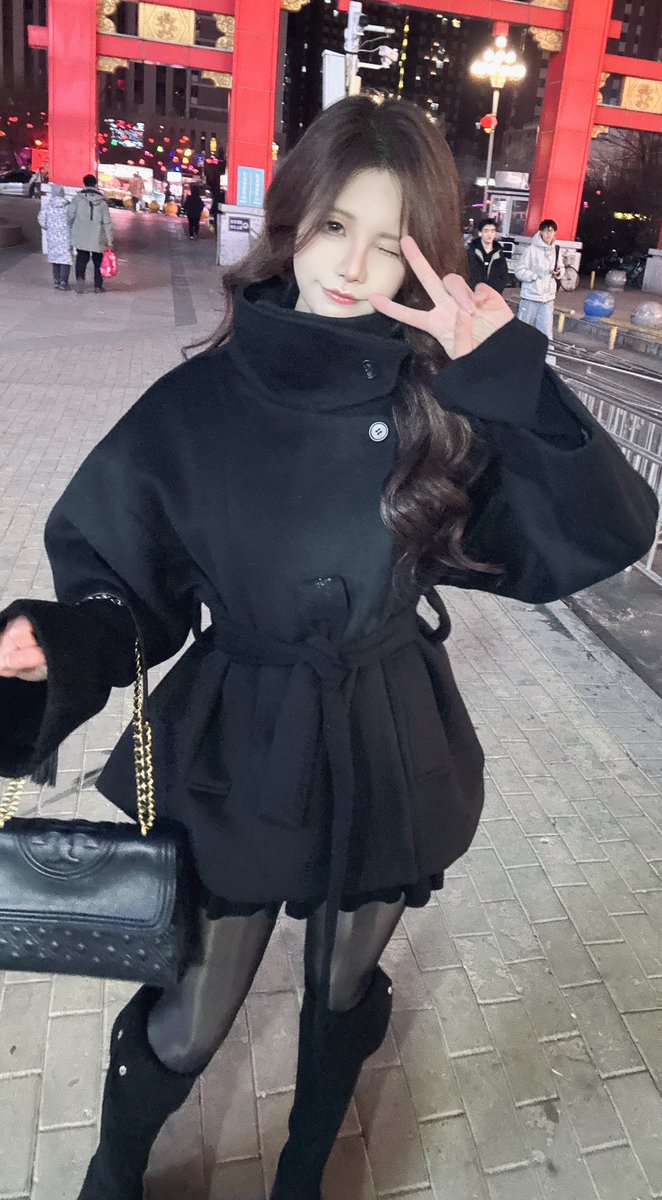 cdtaoxun's tweet photo. 谁跟圣诞老人许愿要东北甜妹了？
我昨天差点让一个老头装袜子里🥹
#cd #ts https://t.co/IV3ZOyFfpZ