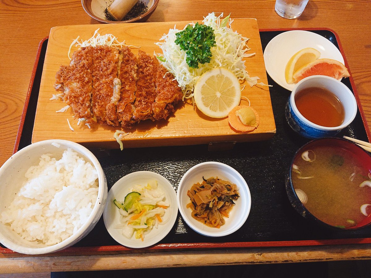 Eishin3356's tweet photo. 会津若松市扇町のとん八で
みそとんかつ定食～‼️＼(^^)／🍴 https://t.co/mz1W7ViZVc
