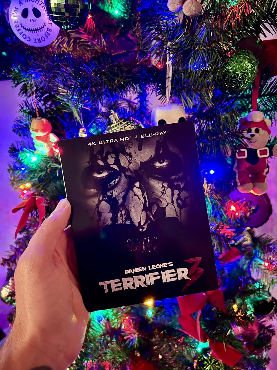nathanbohatch's tweet image. We waited until Christmas Day to finally watch #Terrifier3! SO GOOD. HOLY FUCK. I loveeeee the second one so much but this one really upped the ante. It’s scaled back and simplified in it’s story but scaled up in brutality. Almost every scene feels like the bedroom scene. 100/10
