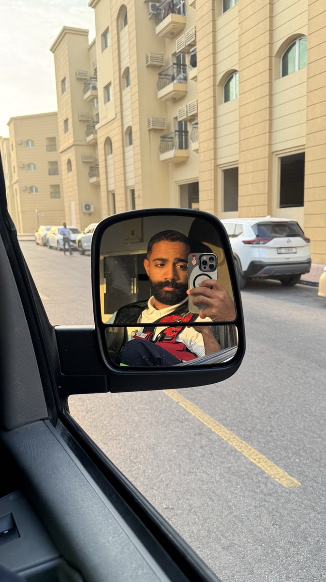 أحب day shift عشان اضاءه الشمس الصبح🌅♥️