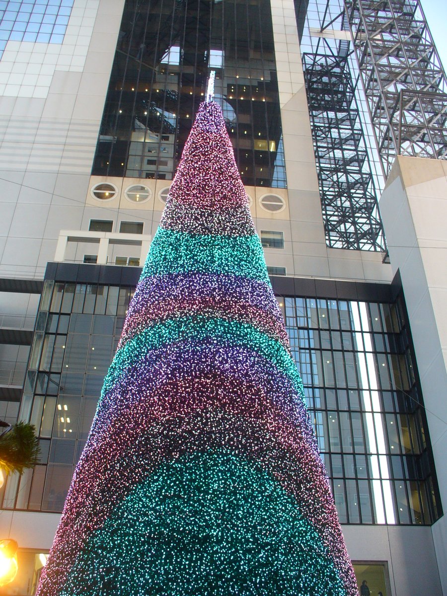 nanko_ph's tweet photo. #コンデジ
#LUMIX
#DMCLZ2
で撮った、クリスマスいろいろ🎄
500万画素だからもっと荒いと思ってたけど案外キレイ✨ https://t.co/8p2fy5VPHt