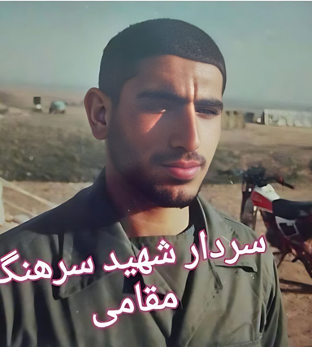سال 1343 در روستاي شهرستان گتوند اسمشو سرهنگ گذاشتند.با شروع جنگ تحميلي به بسيج پيوست از توانايي و مديريت بالايي برخوردار بود و در سمت قائم مقامي فرمانده گردان مالک اشتر فعالیت میکرد وسرانجام سال ۱۳۶۵ در جبهه نبرد حق علیه باطل بشه‍ ادت رسید
#همسفر_من
