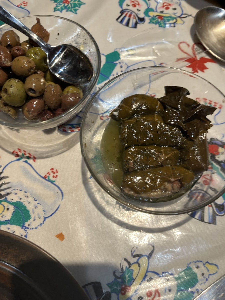 chapin1971's tweet photo. Greek food for dinner. Homemade pita bread, Dolmas, olives, feta cheese , lamb kebabs and homemade tatziki. #christmasdinner #greekfood #tzatziki #lambkebab #dolmas #greekolives #fetacheese https://t.co/Jc9eIOEzVY
