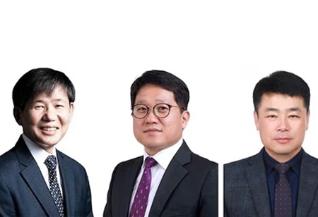CEOInsightsAsi2's tweet photo. Cosmax Names Lee Sang-in, Yang Chi-yeon to Boost China Operations
Read More: https://t.co/iVKu85r5Ca
COSMAX
#leadershipreshuffle #OriginalDesignManufacturer #globalposition #CosmaxGroup https://t.co/ObxEHJ8lKi