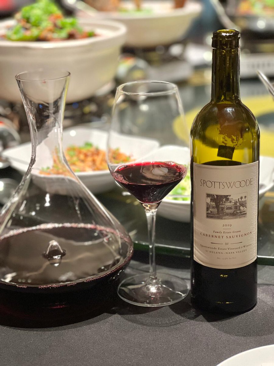 Julie__Anthony1's tweet image. Taking a moment to reflect on my day before bed. 📝🌙 #NightlyJournaling #GratefulHeart #DailyThoughts #EndOfDayVibes