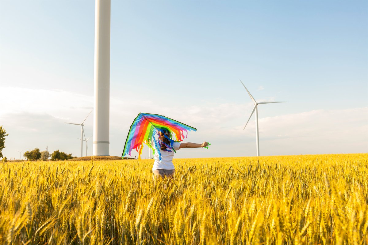 Allison_scollar's tweet photo. 💨 Wind turbines are more than tech—they’re hope for a cleaner planet. The future is renewable, and wind energy is leading the charge! 🌬️⚡ #WindEnergy #Sustainability https://t.co/aaTBfIaNpO