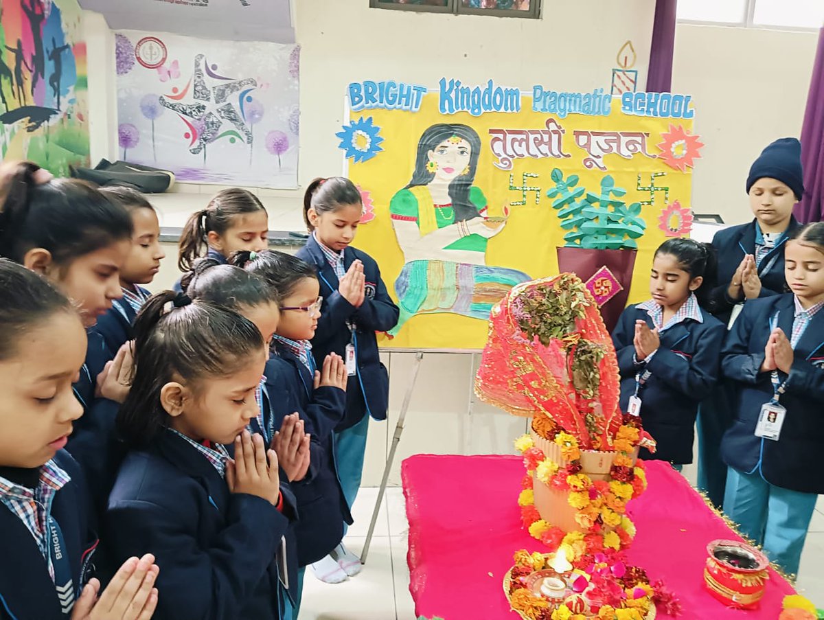 bright_kingdoms's tweet photo. Happy Tulsi Pujan Diwas ✨
•
🙏 May the blessings of Tulsi fill your life with happiness, health, and prosperity.
•
•
#brightkingdompragmatic #bkpragmatic #tulsipuja #divineblessings #sacredcelebration #spiritualjourney #indiantraditions #tulsimata #culturalvalues https://t.co/L3hODEz0Bz