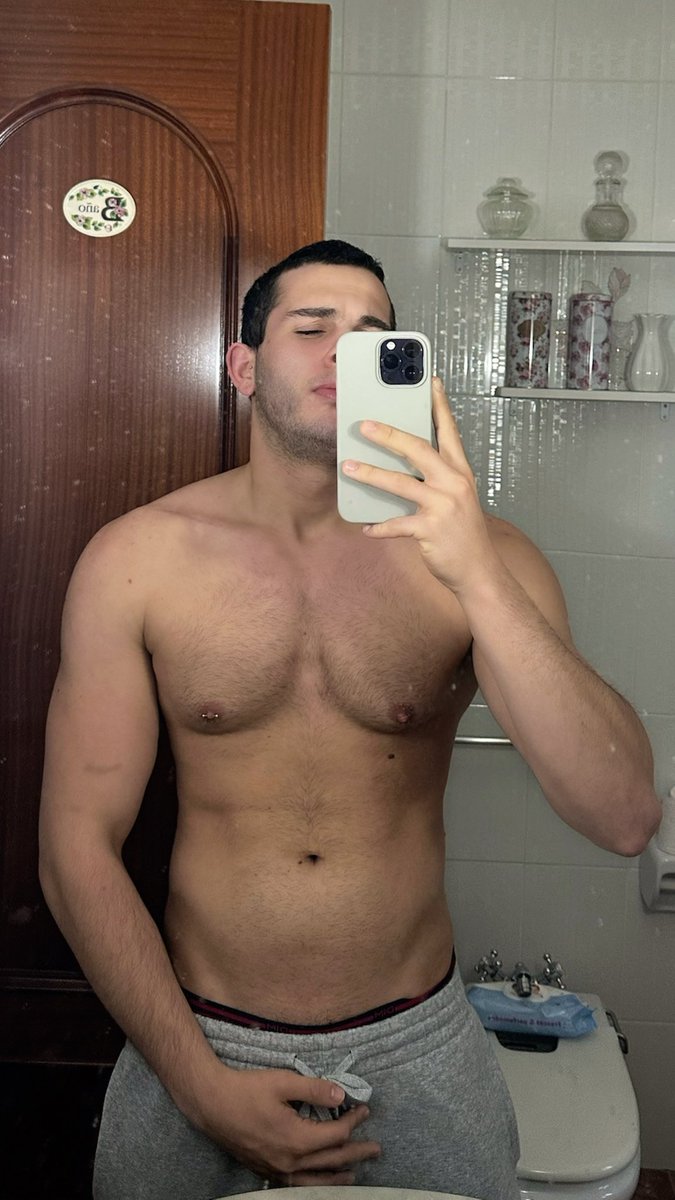 Dani tweet media