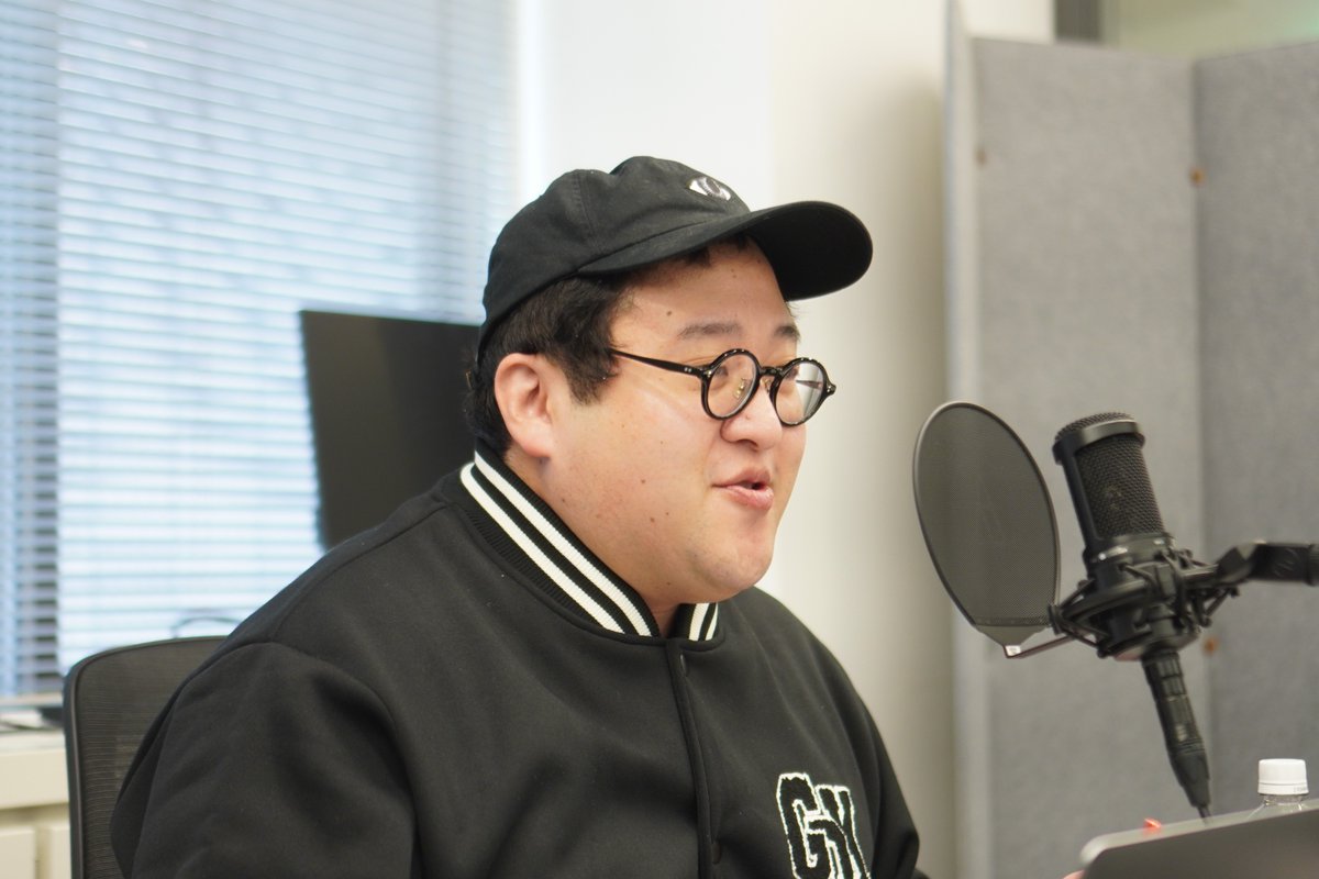 radio_gera's tweet photo. #春とヒコーキ さんの最新ラジオを公開！

M-1で「研修テレビ」メンバーの活躍を目の当たりにした春とヒコーキは、何故か芸人を辞めた世界線に…？
メールは「haruhiko@gera.fan」まで！

▼配信
https://t.co/a3DcyfE0Go

感想は #グピグパグポ
@tsuchioka_t @Mugen3solider https://t.co/hztiXreXcO