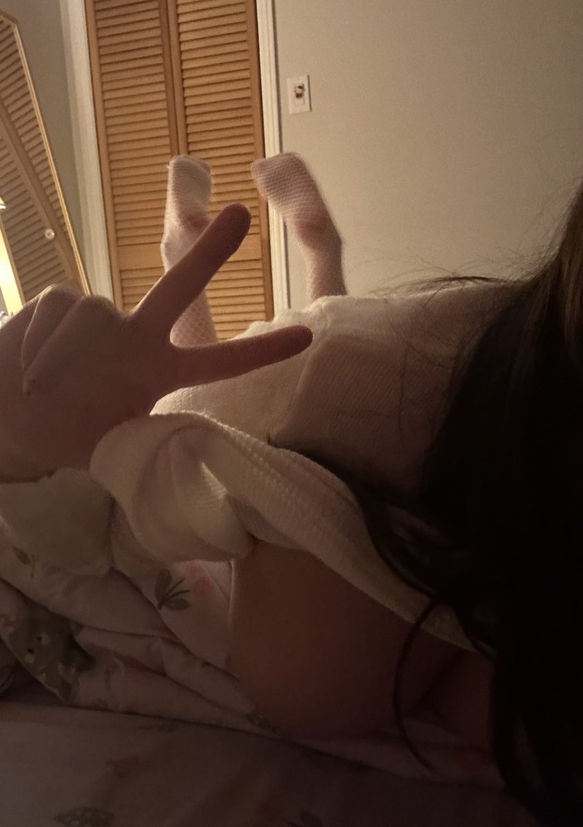 黄推福利内容 - 一只猫饼的精彩图片 福利姬一只猫饼分享的黄推图片2 - 网红私拍内容