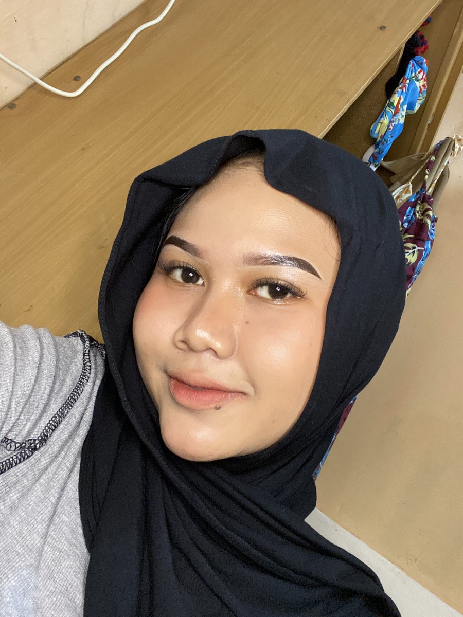 dinzz_'s tweet photo. @tanyakanrl Gua mlh dibawah https://t.co/BIWyA1QelZ
