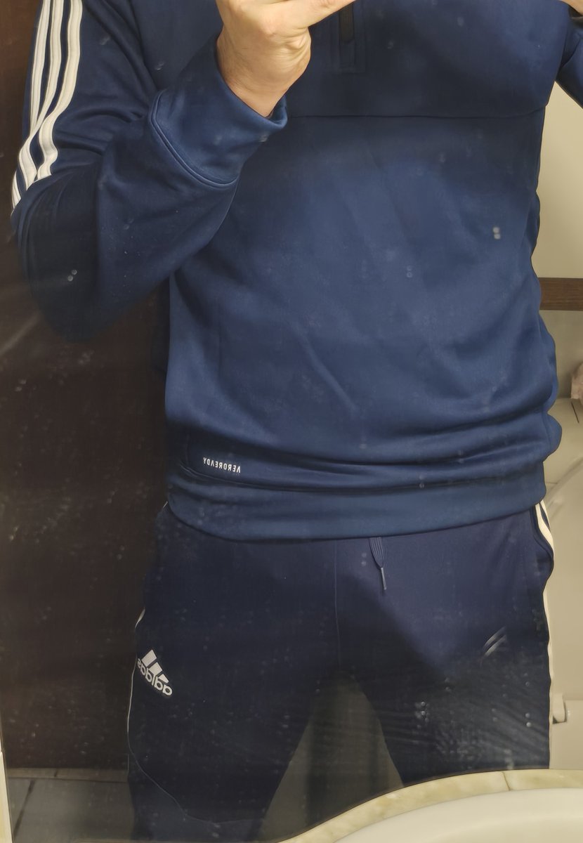 vtrackies's tweet photo. 🍆☃️🥵🍑 https://t.co/p6T2JPXmof