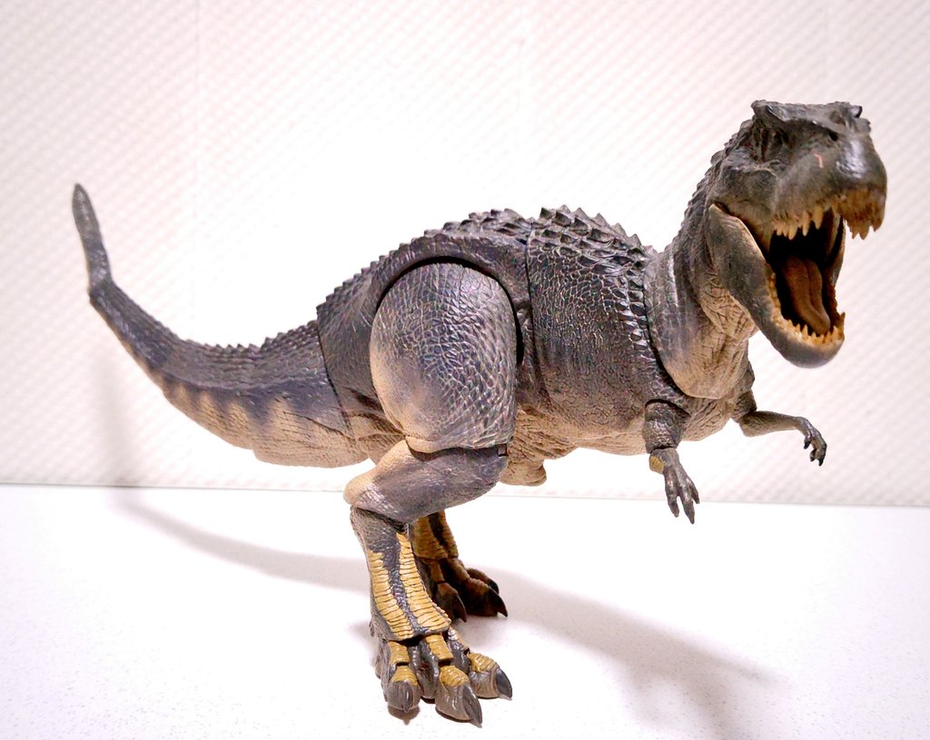 バスタトサウルス・レックス フィギュアのシリーズ名は…読めん 本心楠