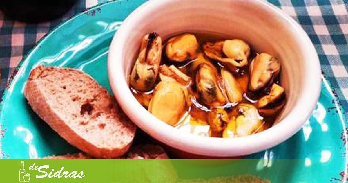 DeSidrasCom's tweet photo. Mejillones En Escabeche #GatronomíaAsturiana #CocinaAsturiana #PlatosdelaAbuela 💚💚💚 https://t.co/Ita7BkPER5 https://t.co/wEBl1tTv2v