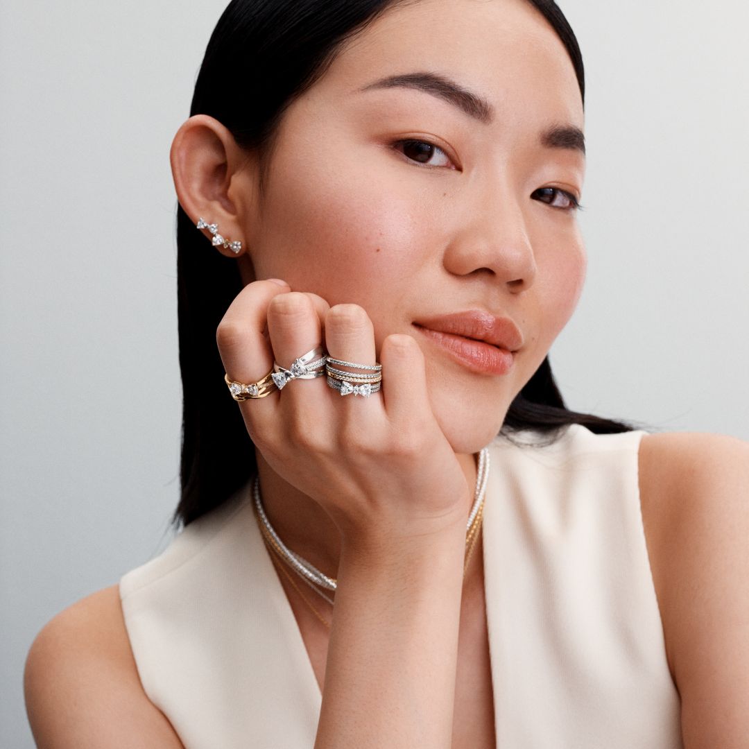 PondokIndahMall's tweet image. Don’t miss the Pandora End of Season Sale – enjoy up to 50% OFF on selected items! 🌟 Whether you’re treating yourself or someone special, this is your chance to grab timeless pieces at great prices. 💖

#PandoraSale #EndOfSeasonSale #PandoraID
#PIM #PIMRumahKedua #RumahKedua