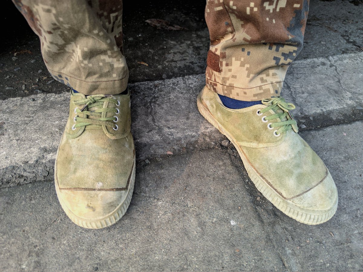 戏解布 tweet media