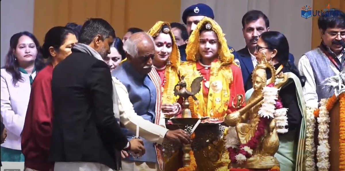 ncert's tweet photo. ▶️ Watch Live the Lamp Lighting of the 51st Rashtriya Bal Vaigyanik Pradarshini 2024, which is being organized in collaboration with Directorate School Education Government of Haryana, at Sports University of Haryana, Rai(Sonipat), Haryana.
The exhibition provides a unique opportunity to young children from different parts of the country to get an exposure on various facets of science, mathematics and environmental issues, & also get an opportunity to share with each other their varied cultures. 

JOIN US VIRTUALLY - https://t.co/8YYD1LaXwn

@eduminofindia

#rashtriyabalvaigyanikpradarshini2024 #rbvp2024 #ncert #ncertevents #ncertworkshops #scienceexhibition #schoolexhibition #sciencemodels #schoolkids #studentsexhibition #exhibitionideas #studentsvisit #schoolstudents #haryana #educationforall
@ProfSaklani
@ssrivastava66
@ap_behera