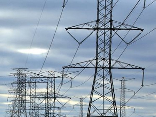 ani_digital's tweet photo. India's electrification schemes 'Saubhagya and DDUGJY' appreciated by IEA 

Read @ANI Story |  https://t.co/D1fAbc2VQy
#Saubhagya #DDUGJY #Electification #IEA https://t.co/qrfDLjGWZD