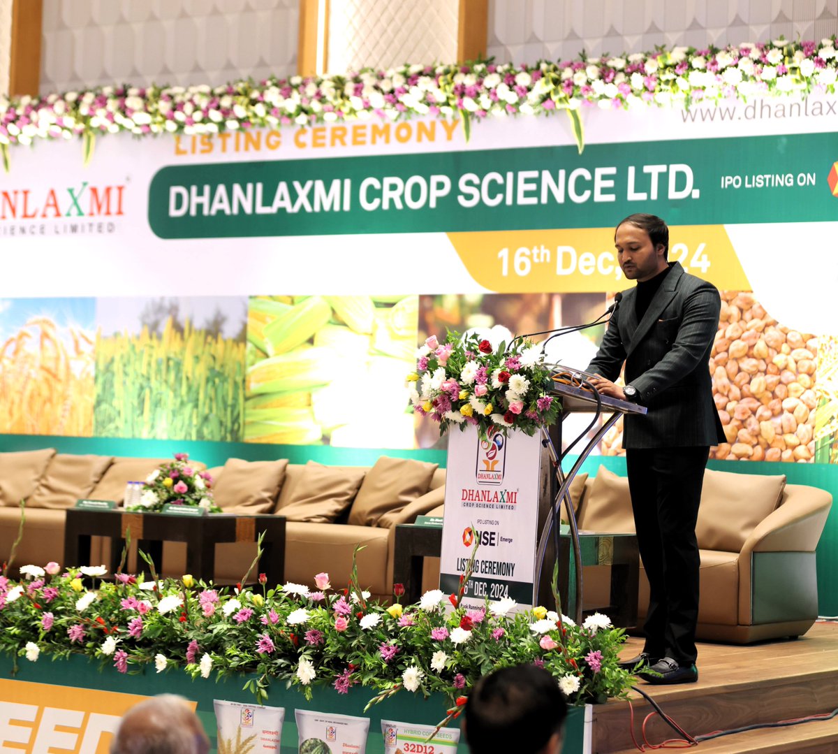 JJIPO_01's tweet photo. 🎉We are excited to announce the successful listing of Dhanlaxmi Crop Science Limited on NSE Emerge! 🌟 Congratulations to Dhanlaxmi Crop Science Ltd on this significant milestone. At JJ IPO Advisors, we are proud to have supported them on this journey. 🌟🎉

 #JJIPOAdvisors https://t.co/VN8SiEvqle