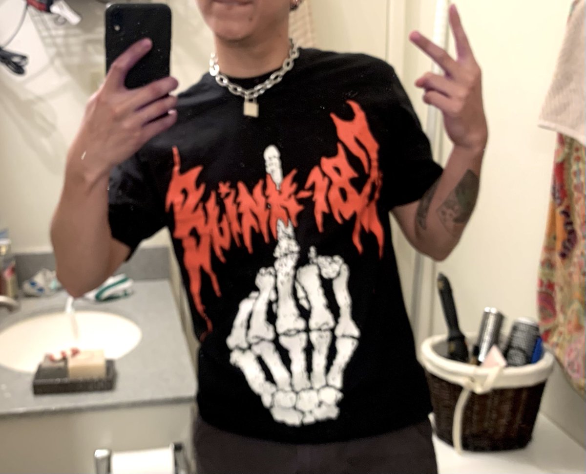 the_madJoe's tweet photo. @mrsblink182 Literally me today… https://t.co/wGaYj8UjzA