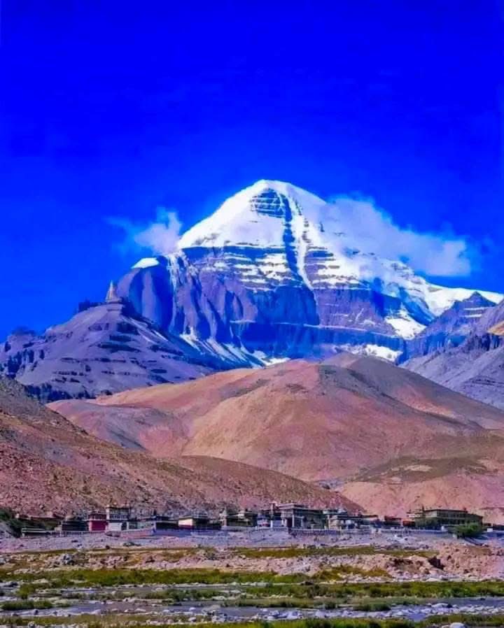 narayan_pvp's tweet photo. हिमालयनको मौनताबाट दिव्य सन्देसहरू वझ्ने प्रयास गरौ... https://t.co/Q64z6Ay9XZ