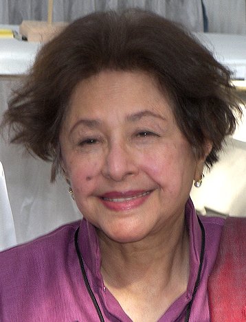 Bapsi Sidhwa (1938-2024), one of Pakistan’s most acclaimed novelists, has passed away. Born in 1938 in Karachi, Sidhwa grew up in Lahore, where her experience of Partition in 1947 shaped her writing mypluralist.com/2023/09/20/pak…