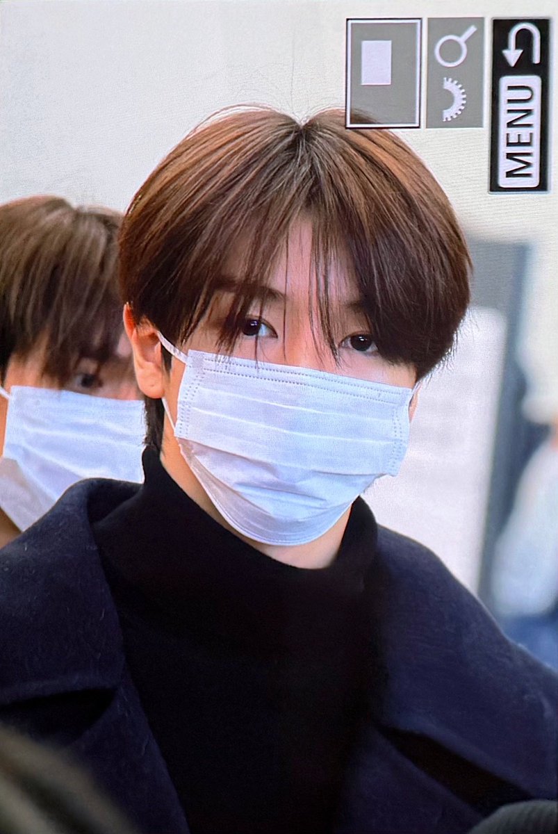 luzdel913's tweet photo. 241226 GMP
#라이즈 #RIIZE #성찬 #SUNGCHAN https://t.co/O19NZCT7L9