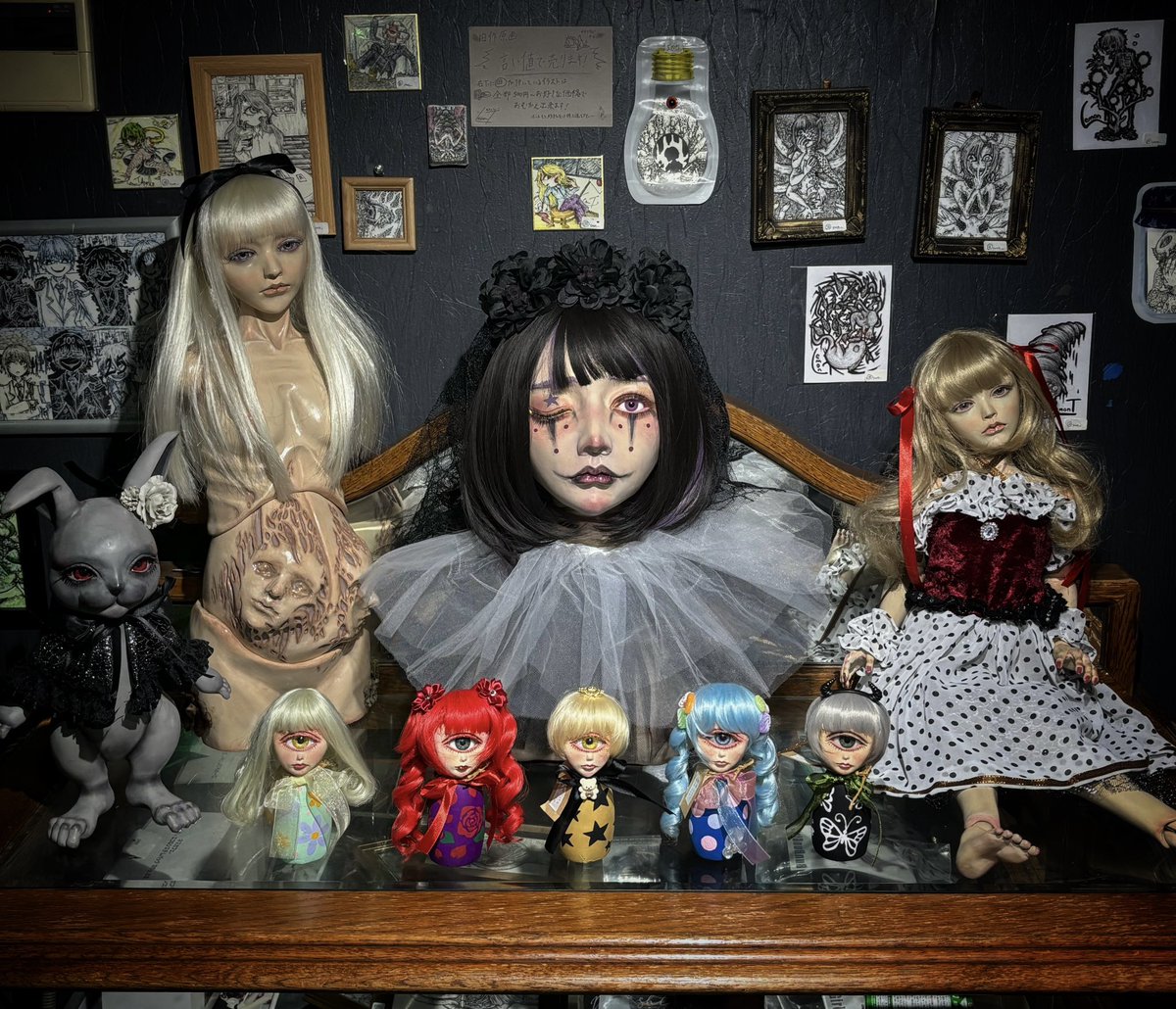 dollballjointed's tweet photo. #今年も残りわずかなのでお気に入りの4枚を貼る

今年の展示より！
今年はイベントや展示会を沢山の場所でさせていただく事が出来ました。
いつもながら、関わってくださる全ての方々に感謝です...！

作品制作は勿論、展示などの活動ももっと　　　発展させていく所存ですので、どうぞよしなに！ https://t.co/i0uZfQNfnP