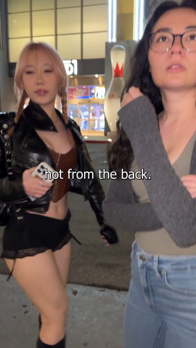 Asking two girls which is a bigger freak @karinerino https://t.co/RBx4qVPlsv
