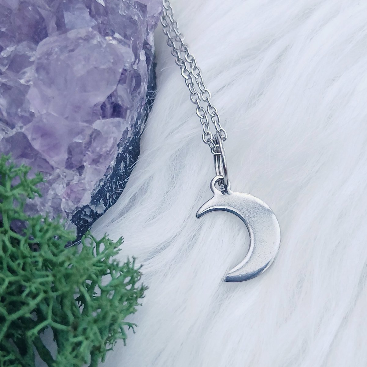 TheWildWoodlandWitch tweet media