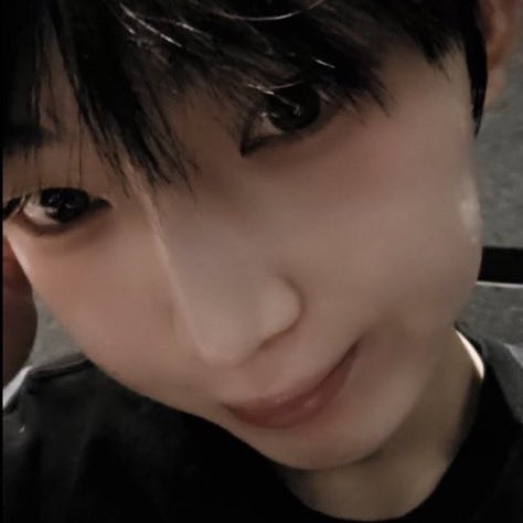 nanajammumu's tweet photo. น่ารักจัง มีแฟนยังค้าบ 
                                                          มีแย้ว
ผิดคับ ตอบใหม่ (😭) https://t.co/feQcGjDVyz