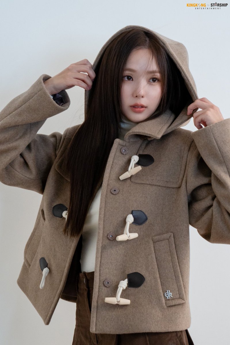 _cl_xx's tweet photo. insanely gorg 

#chaesoobin #채수빈 x citybreeze https://t.co/8Cg6bBWRh6