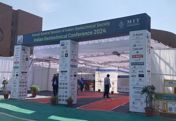 GEMSoftwareAI's tweet image. Thank you, #IGC2024 🎉
We had a fantastic time at MIT Aurangabad, connecting with professionals, academics, and students at our booth. 🙌

A big thanks to the organizers for hosting this amazing event and to everyone who stopped by to learn about GEMS 💡

#GeotechnicalEngineering