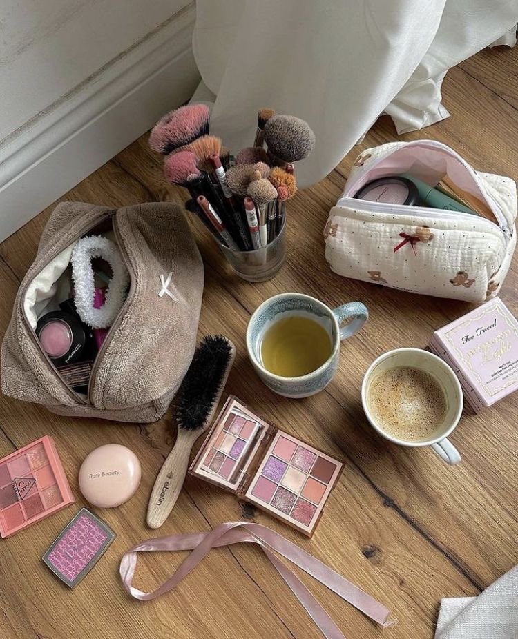 𝐚𝐫𝐢𝐚𝐧𝐚 ✩ (@lovelyytweetz) on Twitter photo 