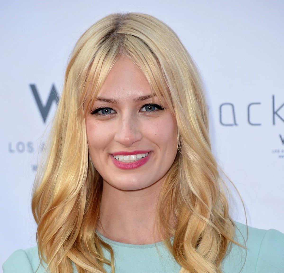 celebcrush4922's tweet photo. Happy Birthday Beth Behrs 🎂🌷
#HappyBirthday #Beth #Behrs #BethBehrs https://t.co/7U3G0OQGeI