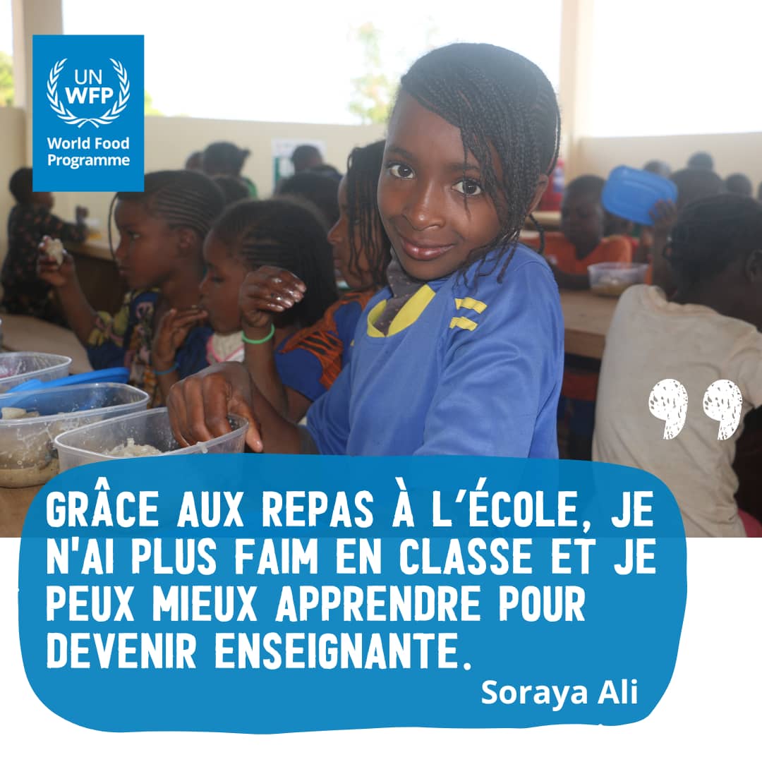 WFP_Cameroon's tweet photo. #Cameroun🇨🇲
Le Govt🇨🇲 avec l'appui de la @BM_Afrique et du @WFP , fournit aux élèves de l'école publique de Dana dans l'#Adamaoua, des repas scolaires à base de produits locaux,créant un environnement propice à leurs rêves et à un avenir meilleur.
#PULCCA 
#SauverDesVies
@MayramouHadja @OHebga @JoseLViveroPol