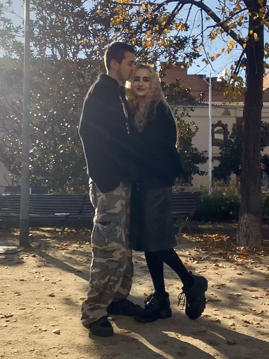 _kalmiakid_'s tweet photo. 15meses dándonos besitos wou <3 https://t.co/LbV0BWSytz