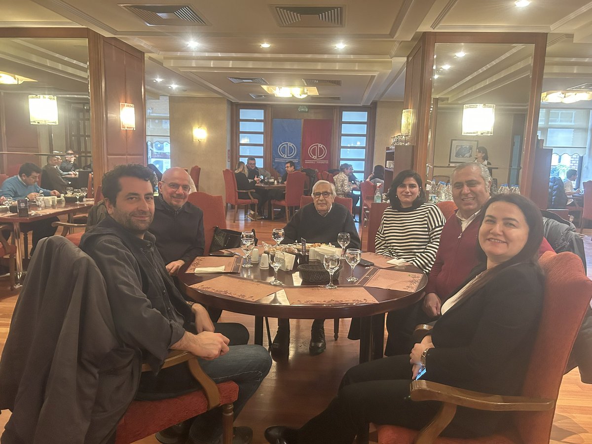 Akademik babamız Prof. Dr. Özcan Uçkan ile… Anadolu Hukuk Ceza Hukuku Kürsüsü Öğretim Üyeleri