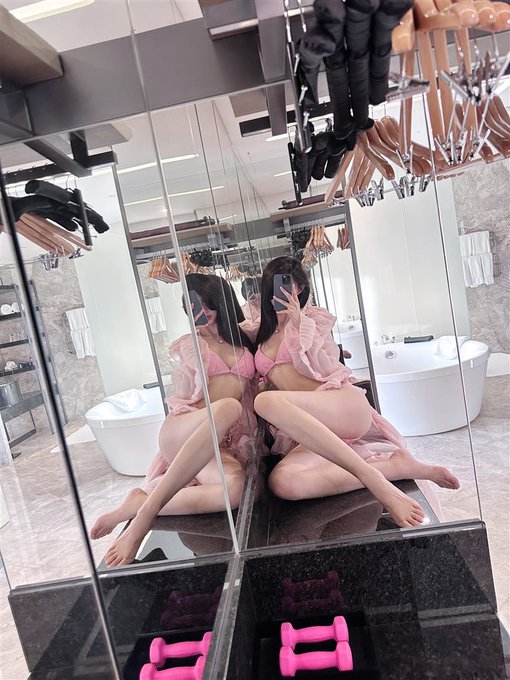 喜欢对着镜子骚

  #葛征GEZHENG #写真好きな人と繫がりたい #套图