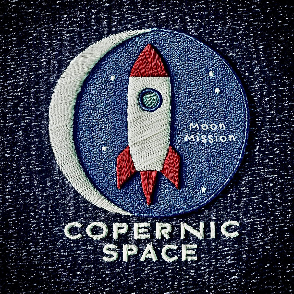 LittleBoots_007's tweet photo. @spaceibles @CopernicSpace I think I just made it time for submitting the Moon Mission patches! 
@READY_PLAYER_X @EEdster59 @WaltzinPeacock https://t.co/LVm4HgxgpY