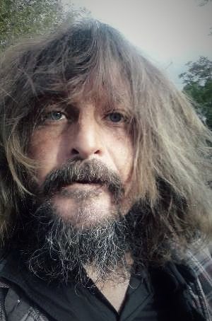 TopAlabama's tweet photo. @RollingStoneUK 

MR. SHINEYWATER☆
first SongWriter % owned by Monarchy of England @TopAlabama SongWriters ☆

Each product top rank for Youth &amp; Adults invites include San Francisco debut Queen of England favorite folk singer VASHTI BUNYAN☆
&amp; Brazil's OS MUTANTES☆ 2006 ■ https://t.co/CPQ9SUaXcp