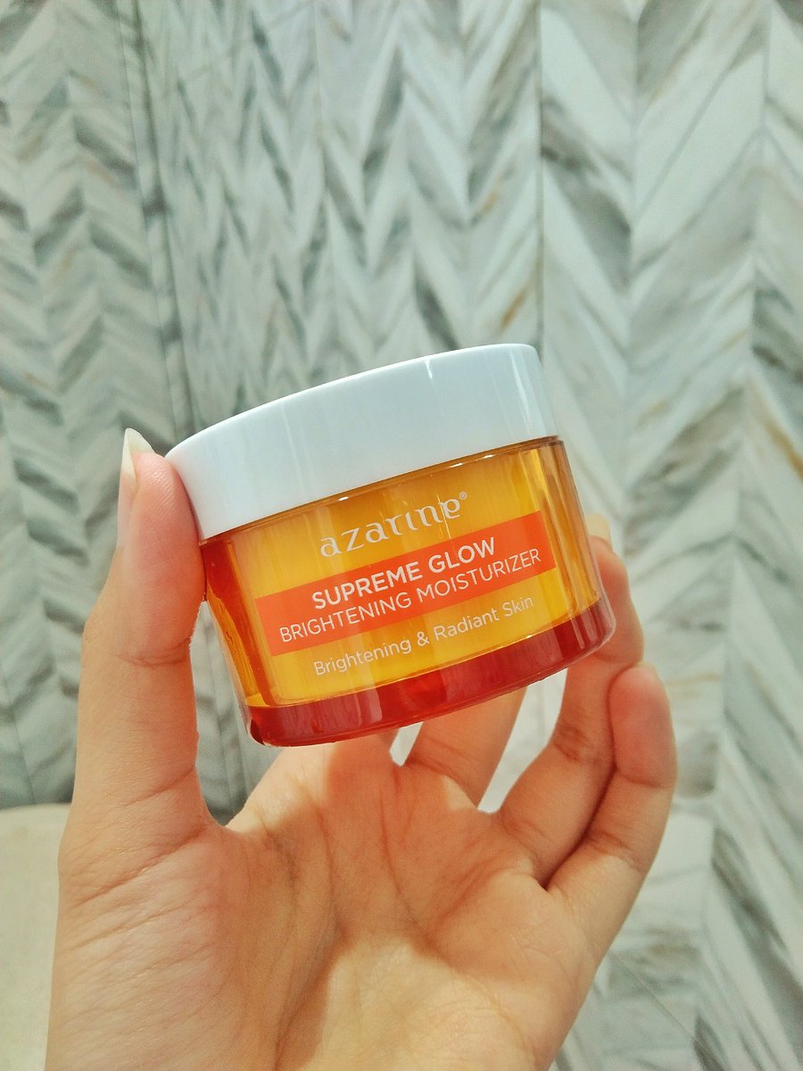 sibtbdazzling's tweet photo. BISA BANGET KULIT GLOWING DALAM SEMALAM ✨🌟
Azarine launching moisturizer baru nih yang bikin kulit kinclong pas abis pake😋☝🏻 ga mungkin ga cobain dong👁️👄👁️👏🏻
#MellsRoom #MoisturizerAzarine https://t.co/MSQq2zaIGK