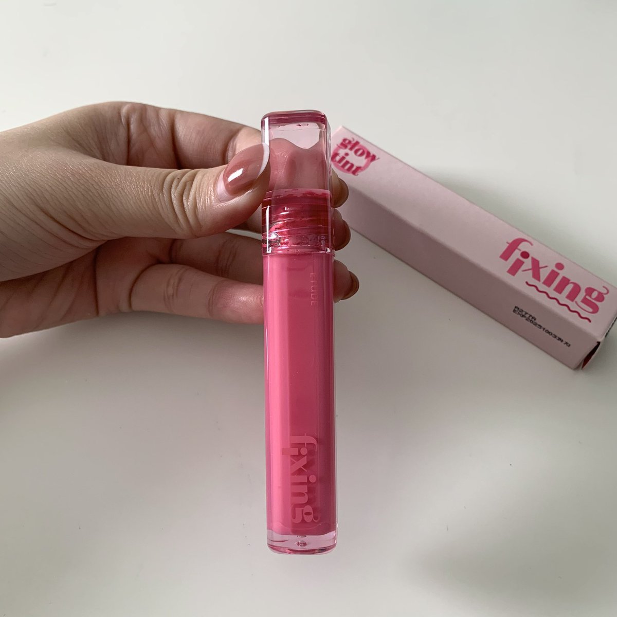 namerycano's tweet photo. ส่งต่อ ♡

ลิปทินท์ Etude Glow Fixing Tint เบอร์ 07
สภาพ 95% ใหม่มากก เทสครั้งเดียวค่ะ💘✨

𖦹 ราคา 130.- ส่งฟรี ems 
𖦹 รีทวิตลด 5.- งดต่อนะคะ🥺

#ส่งต่อสกินแคร์ #ส่งต่อคสอ #ส่งต่อสกินเเคร์ #ส่งต่อเครื่องสําอาง #ส่งต่อlaglace #พรีออเดอร์เกาหลี #peripera #Bbia #espior #etude https://t.co/dddSJEIl6C