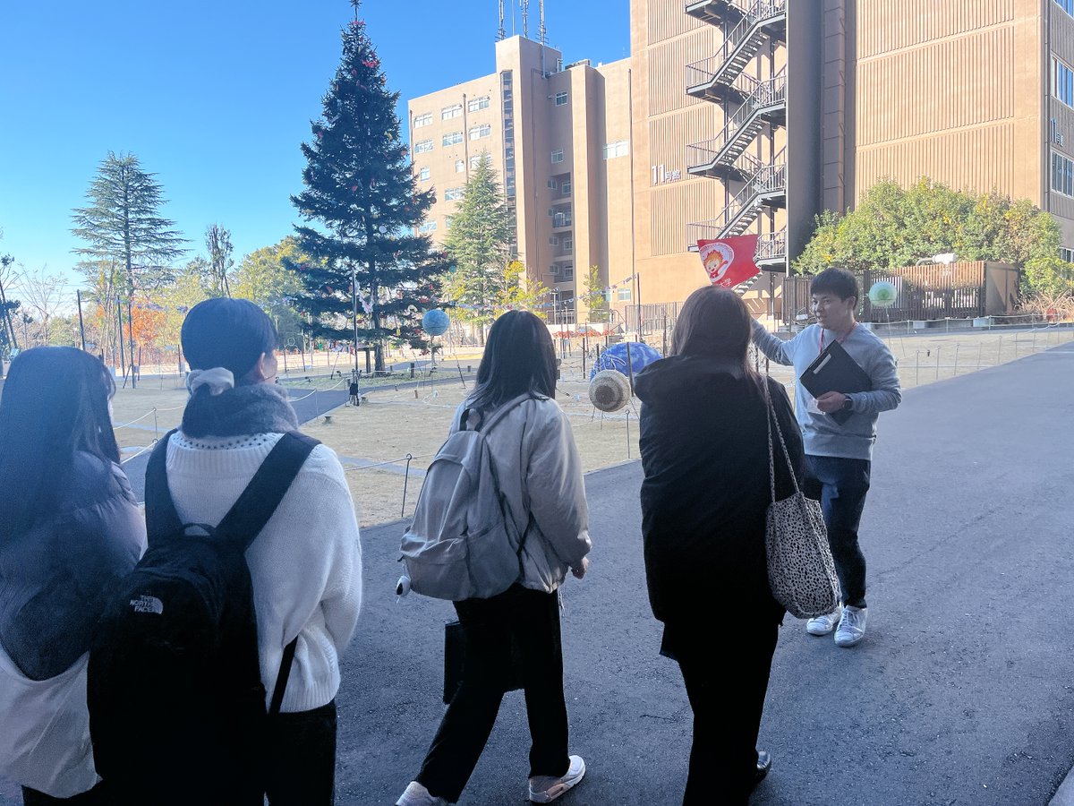 Teikyo_tibo's tweet photo. 講座を受講した後は、学生によるキャンパスツアーを実施したボーッ!#MELIC(大学図書館) #Telaco(語学学習支援室)、大教室など一緒に周ったボーッ!参加者の皆さん、ありがとうございましたボーッ!
▼帝京大学の入試情報はこちら
https://t.co/8Ek6Tg5Vn6 https://t.co/LmM88yCSJ7